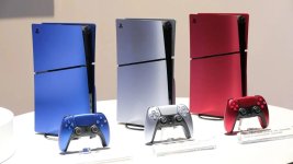 New-PS5-slim-faceplates-in-from-L-R-Cobalt-Blue-Sterling-Silver-and-Volcanic-Red-1024x576.jpg